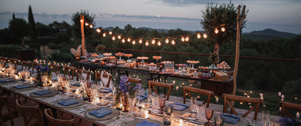 Banquet exterior